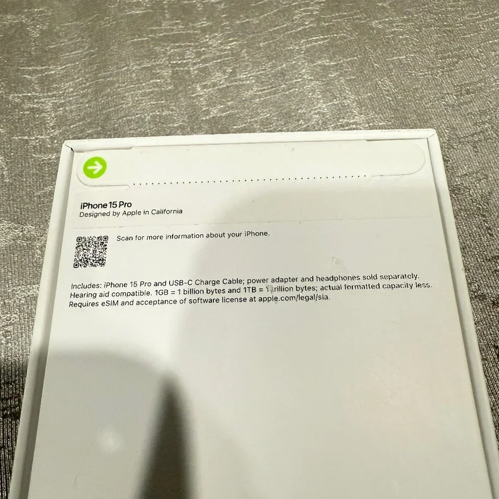 iphone 15 Pro Empty box, excellent condition